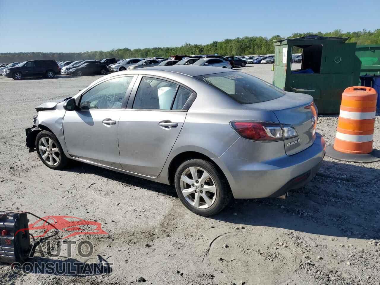 MAZDA 3 2010 - JM1BL1SF3A1343131