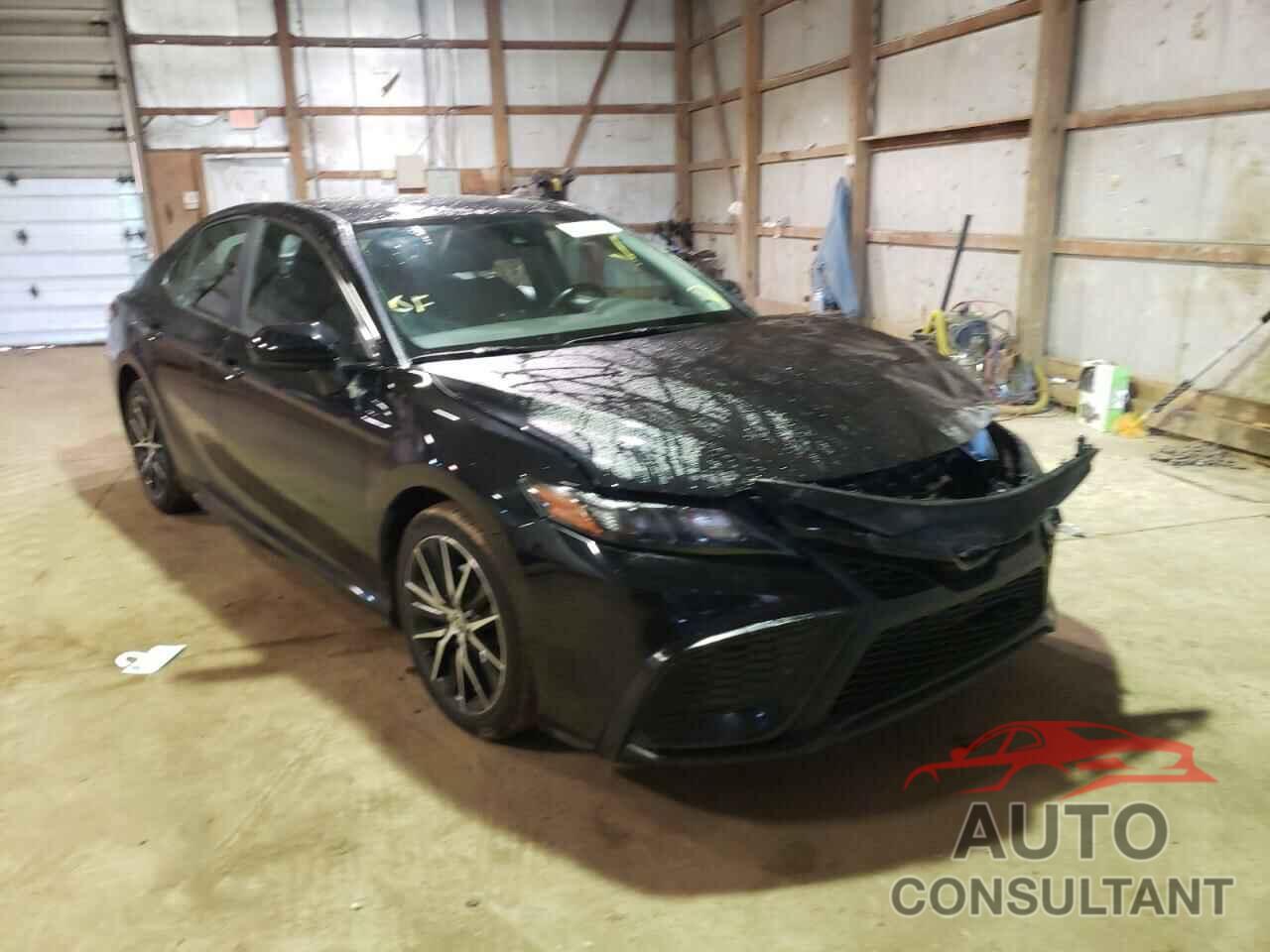 TOYOTA CAMRY 2021 - 4T1G11AK6MU566062