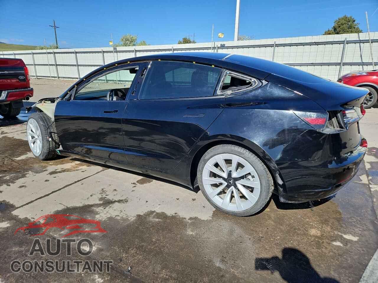 TESLA MODEL 3 2022 - 5YJ3E1EB5NF205661