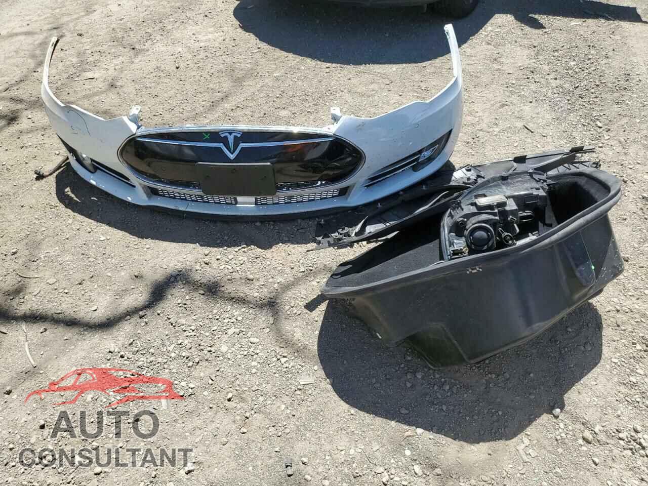 TESLA MODEL S 2016 - 5YJSA1E21GF131388