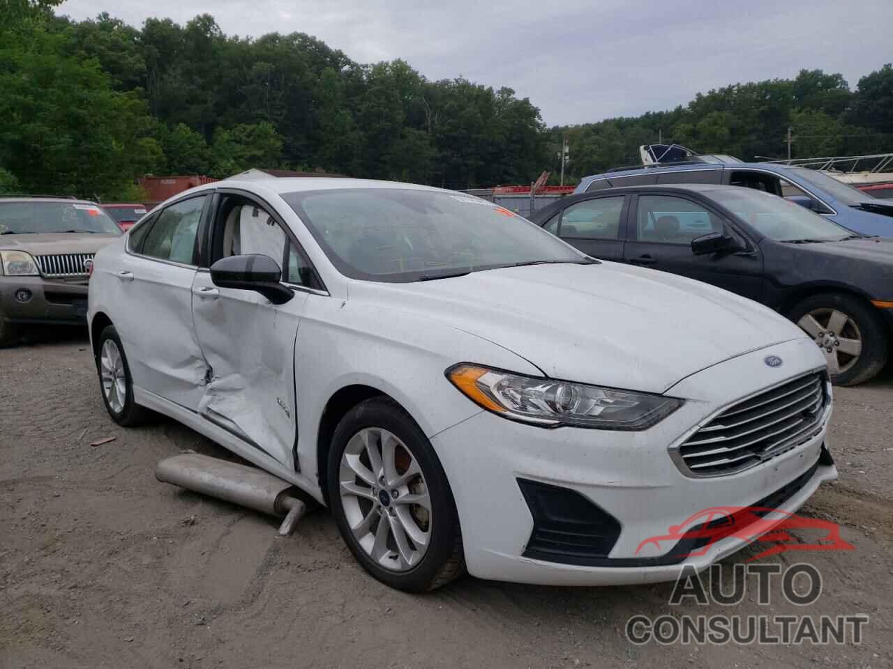 FORD FUSION 2019 - 3FA6P0LU2KR225999
