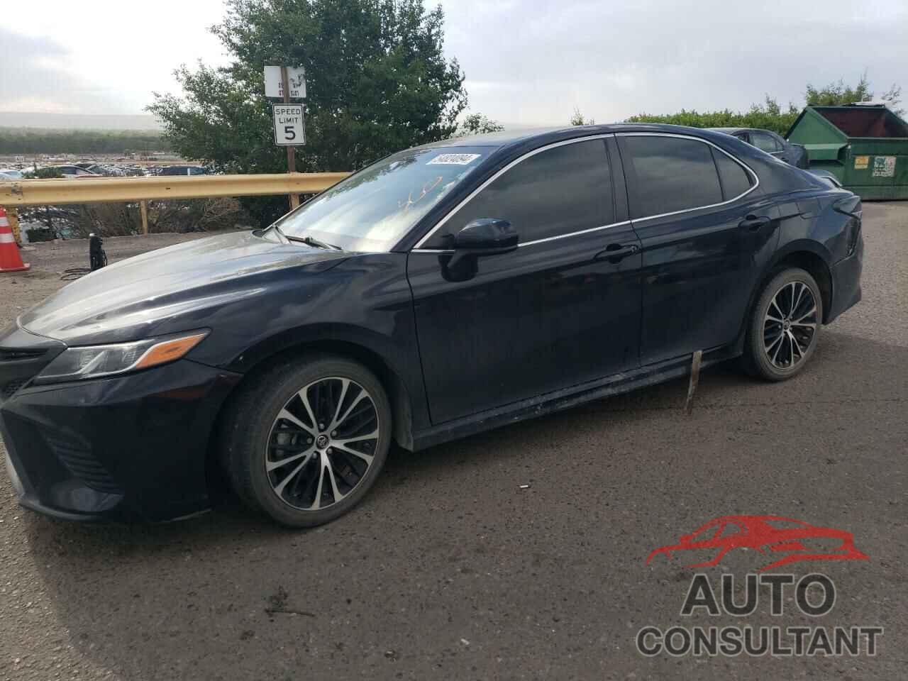 TOYOTA CAMRY 2018 - JTNB11HK3J3050324