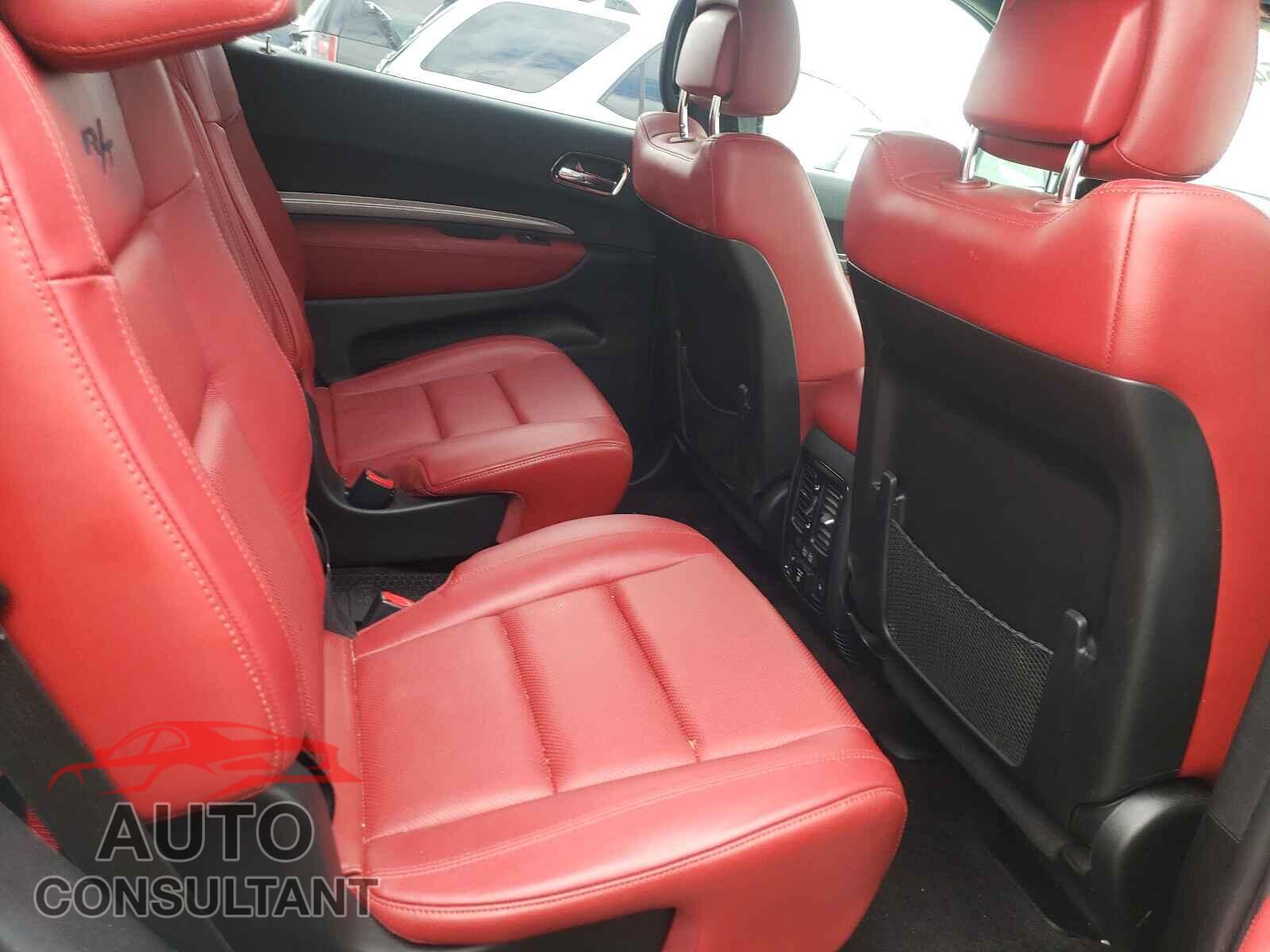 DODGE DURANGO 2018 - 1C4SDJCT3JC483301