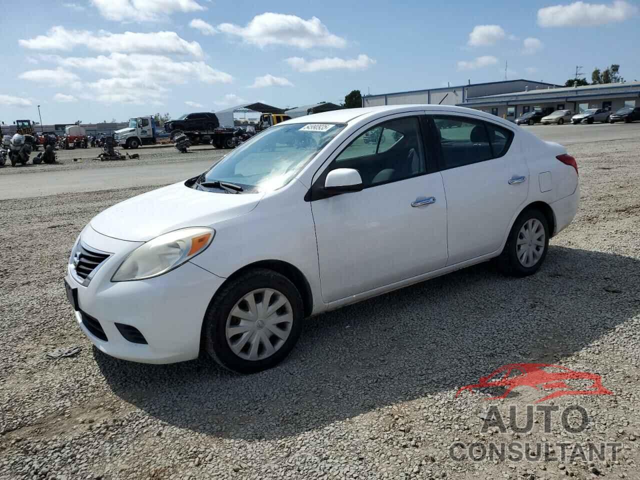 NISSAN VERSA 2012 - 3N1CN7AP8CL836135