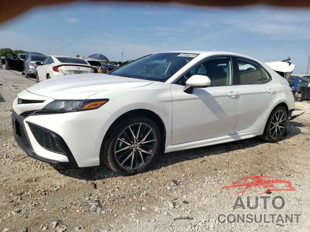 TOYOTA CAMRY 2023 - 4T1G11AKXPU837029