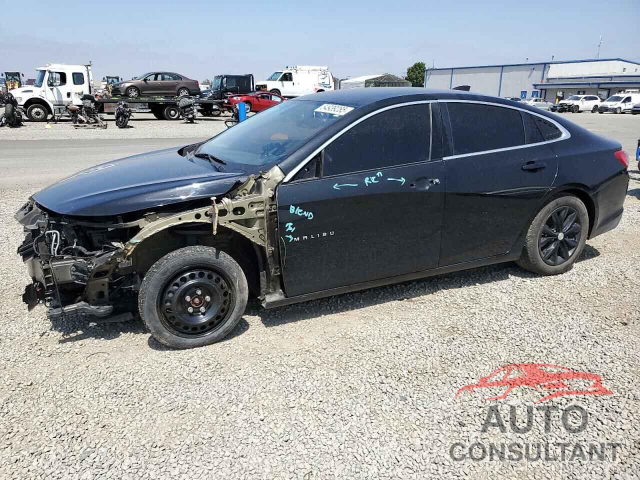 CHEVROLET MALIBU 2020 - 1G1ZD5ST8LF039171