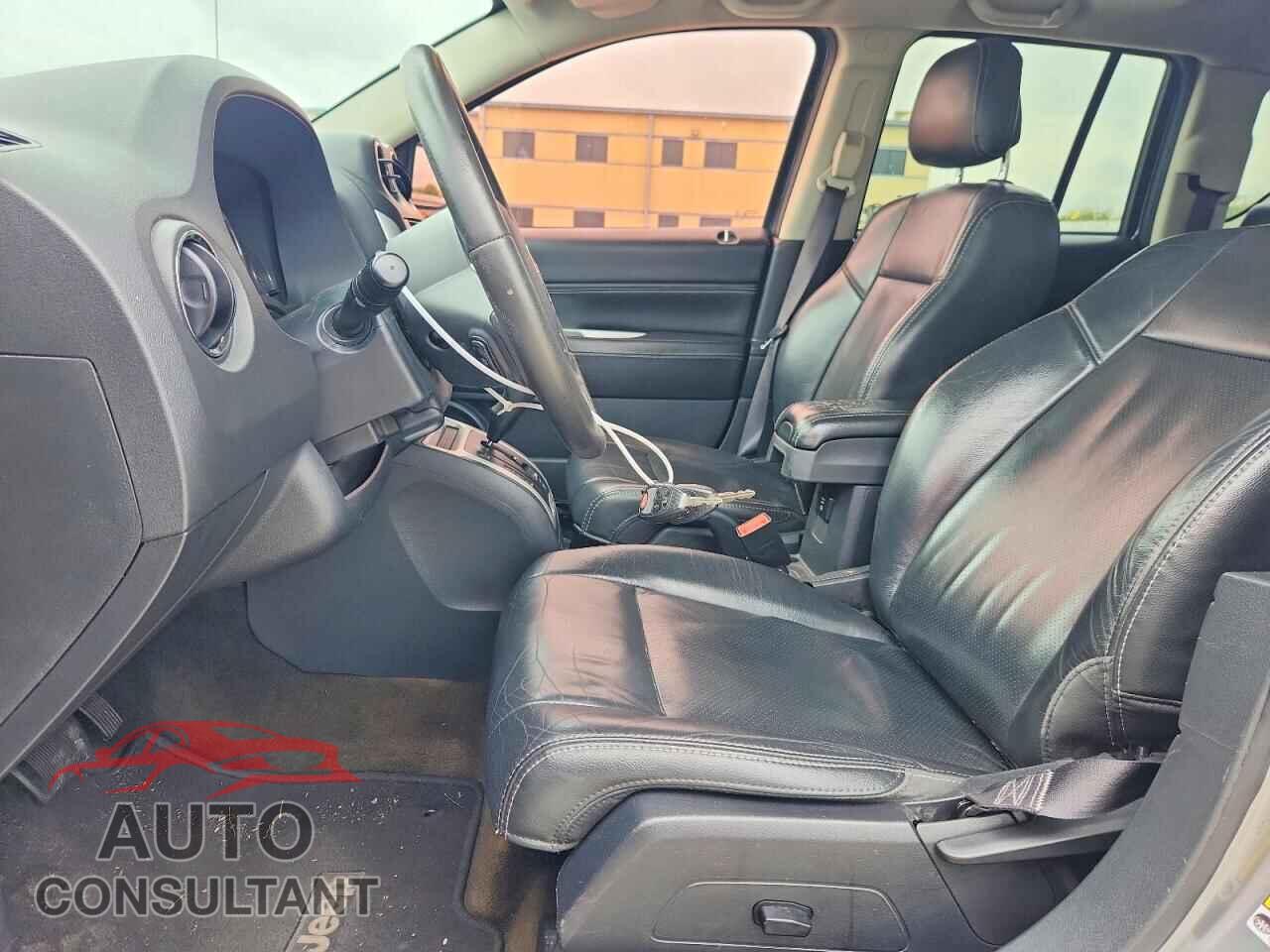 JEEP COMPASS 2017 - 1C4NJCEA8HD156152