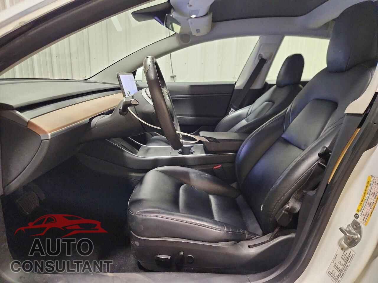 TESLA MODEL 3 2020 - 5YJ3E1EB3LF793721