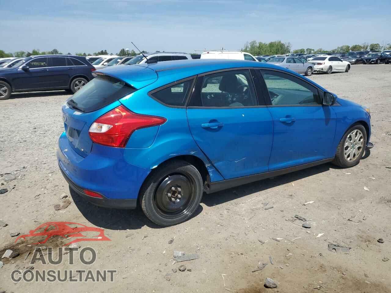 FORD FOCUS 2012 - 1FAHP3K26CL307552