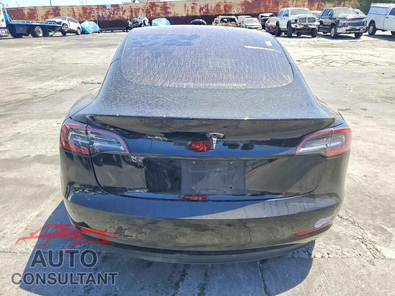 TESLA MODEL 3 2018 - 5YJ3E1EA0JF047599