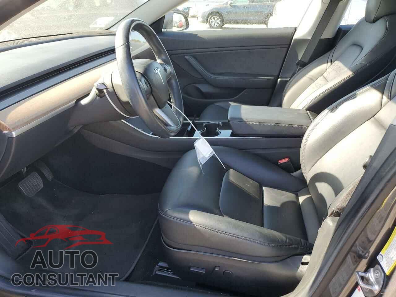 TESLA MODEL 3 2018 - 5YJ3E1EA2JF043084