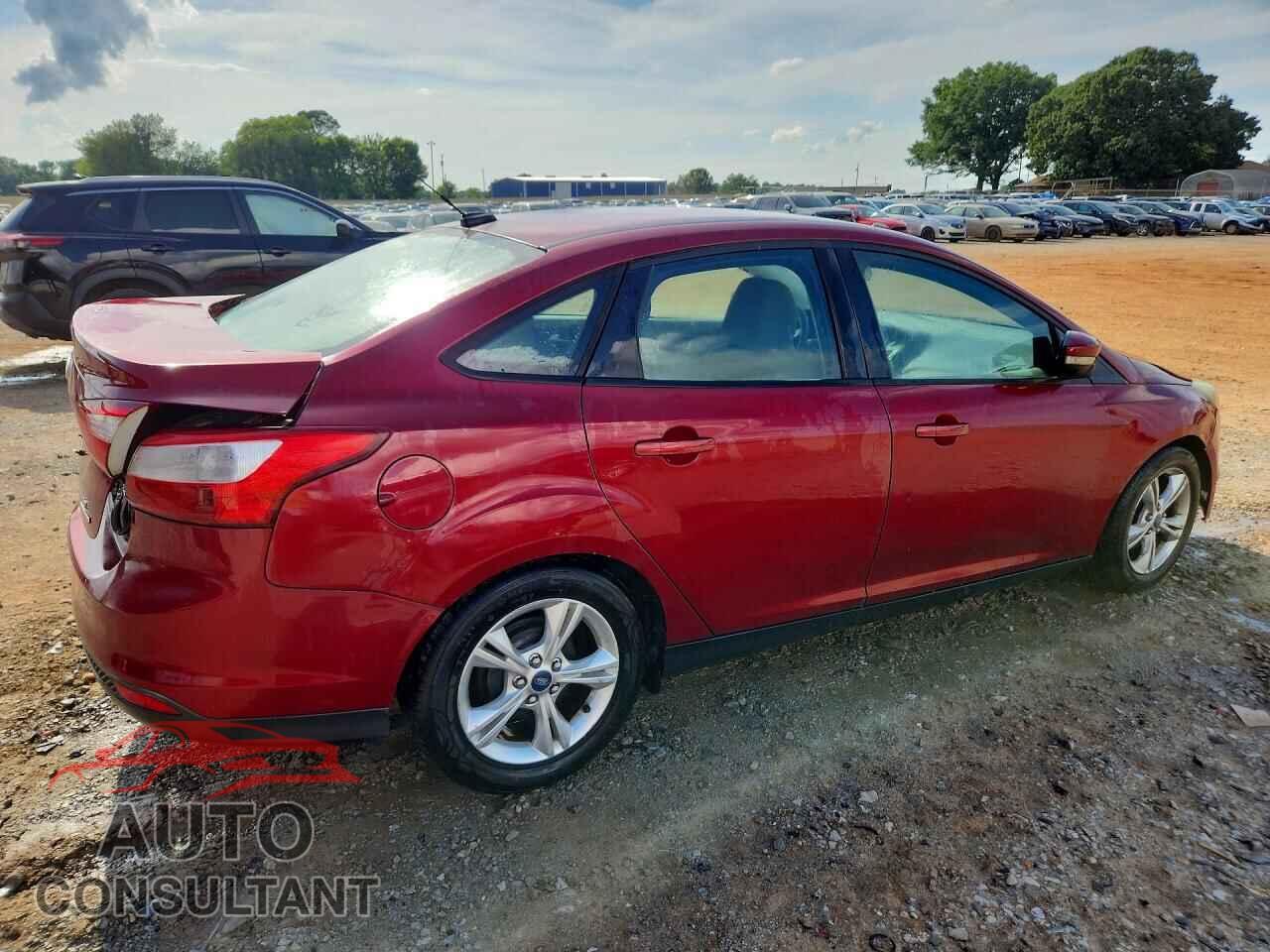 FORD FOCUS 2014 - 1FADP3F27EL126424