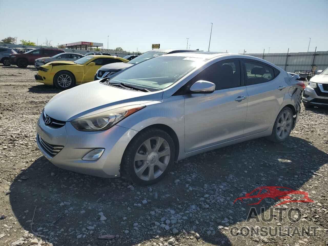 HYUNDAI ELANTRA 2013 - KMHDH4AE2DU561726