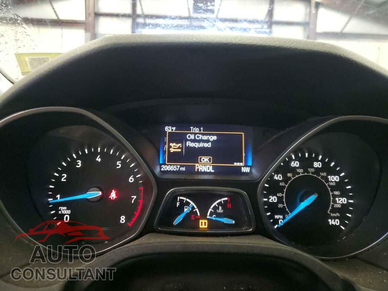 FORD FOCUS 2017 - 1FADP3K24HL335310