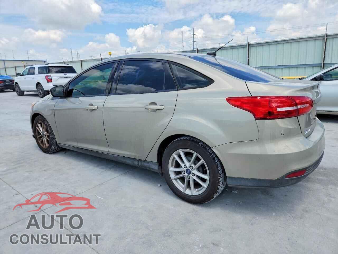 FORD FOCUS 2015 - 1FADP3F20FL268826