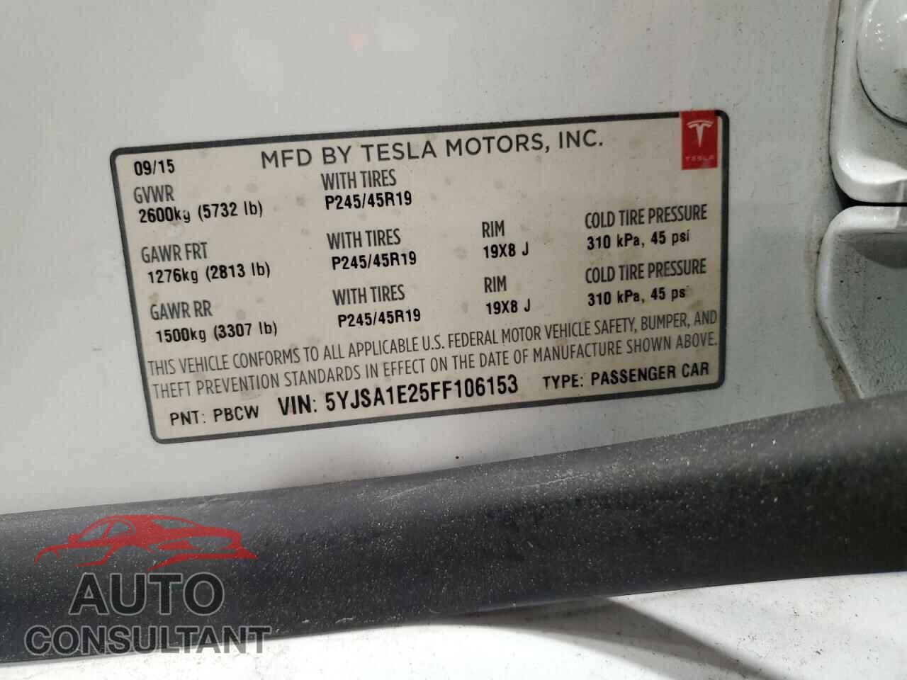 TESLA MODEL S 2015 - 5YJSA1E25FF106153
