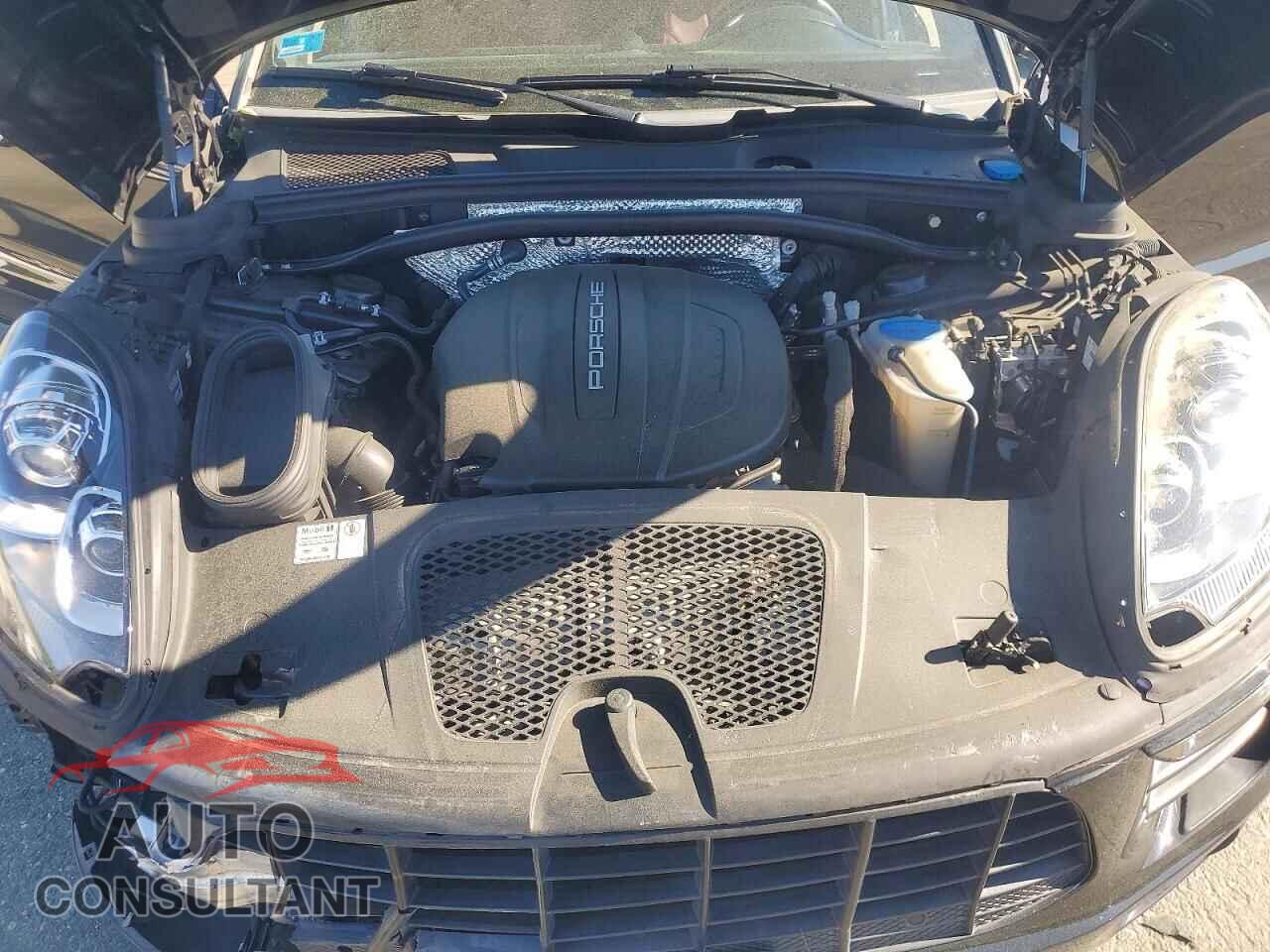 PORSCHE MACAN 2018 - WP1AA2A59JLB18473