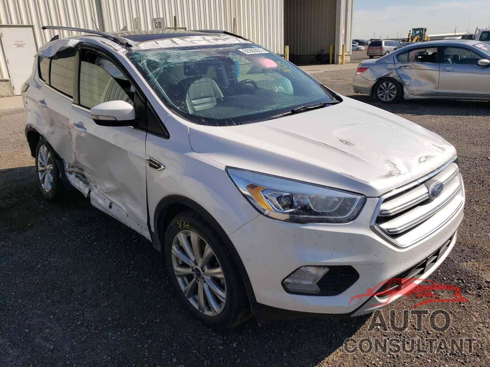 FORD ESCAPE 2017 - 1FMCU9J91HUA43359
