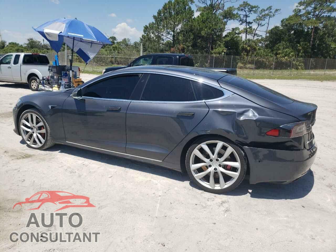 TESLA MODEL S 2016 - 5YJSA1E4XGF171695