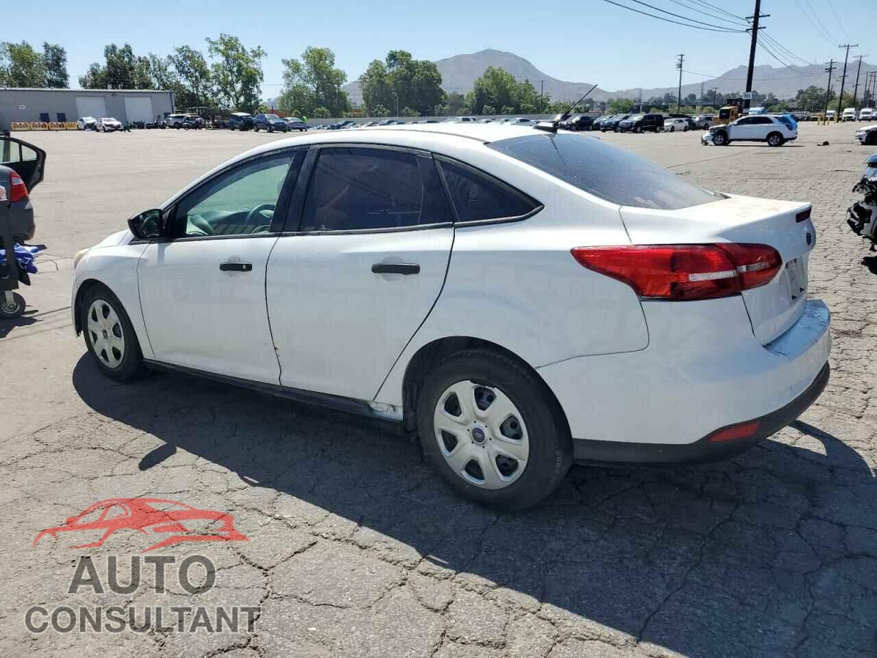FORD FOCUS 2016 - 1FADP3E24GL320719