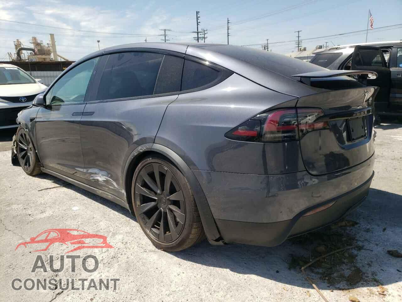 TESLA MODEL X 2023 - 7SAXCBE64PF372700