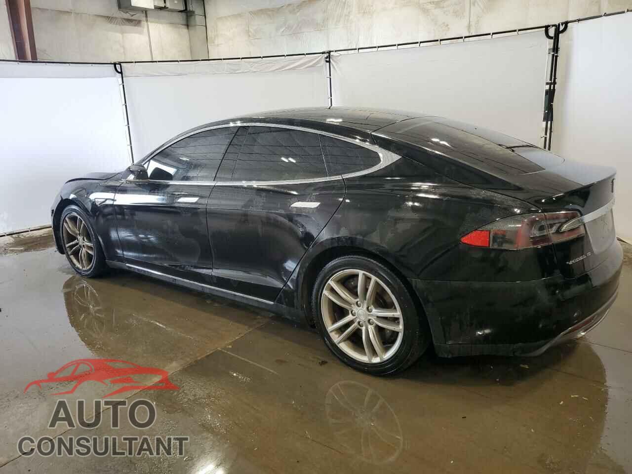 TESLA MODEL S 2014 - 5YJSA1H13EFP52938