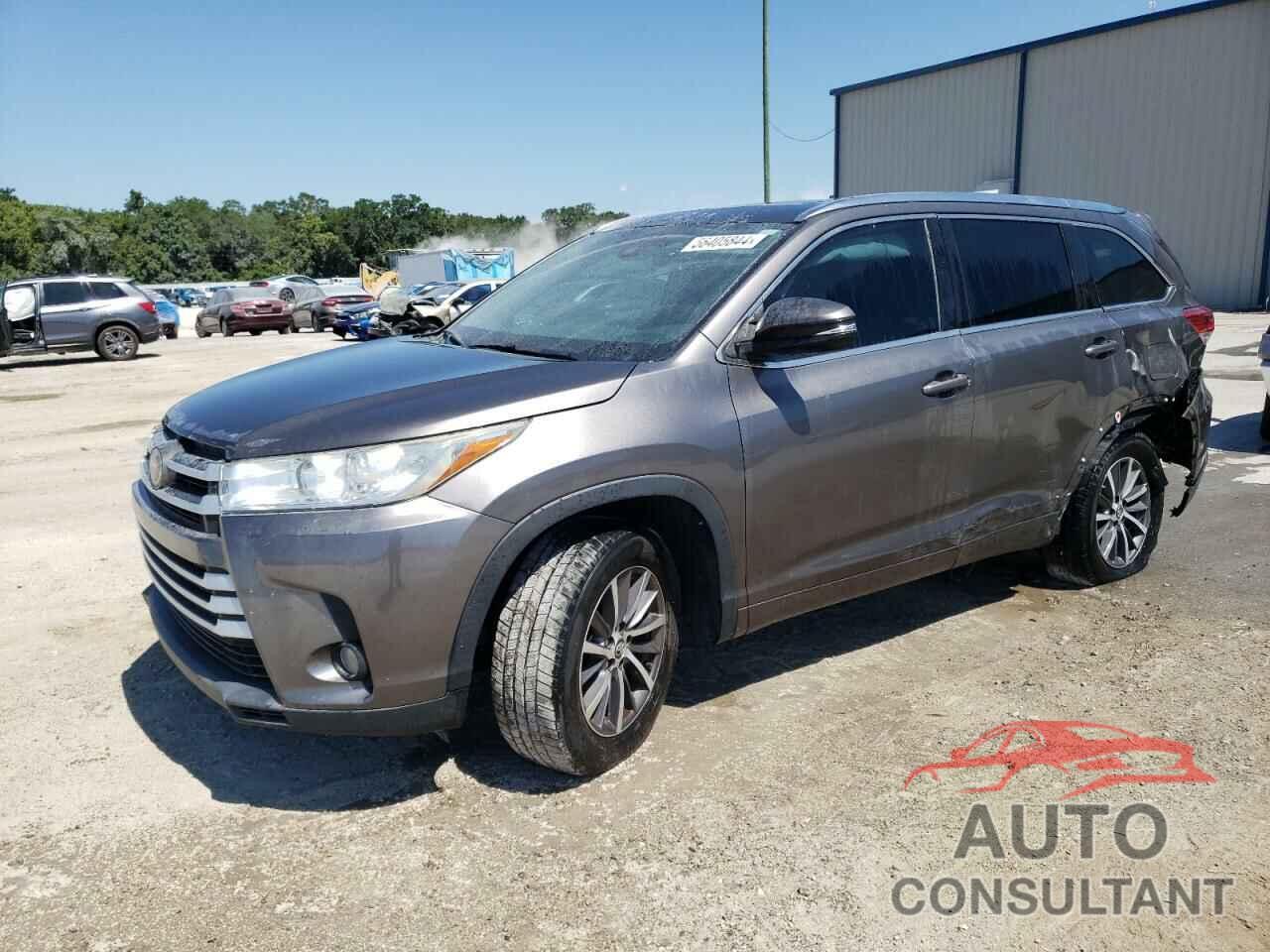 TOYOTA HIGHLANDER 2017 - 5TDKZRFH8HS512713