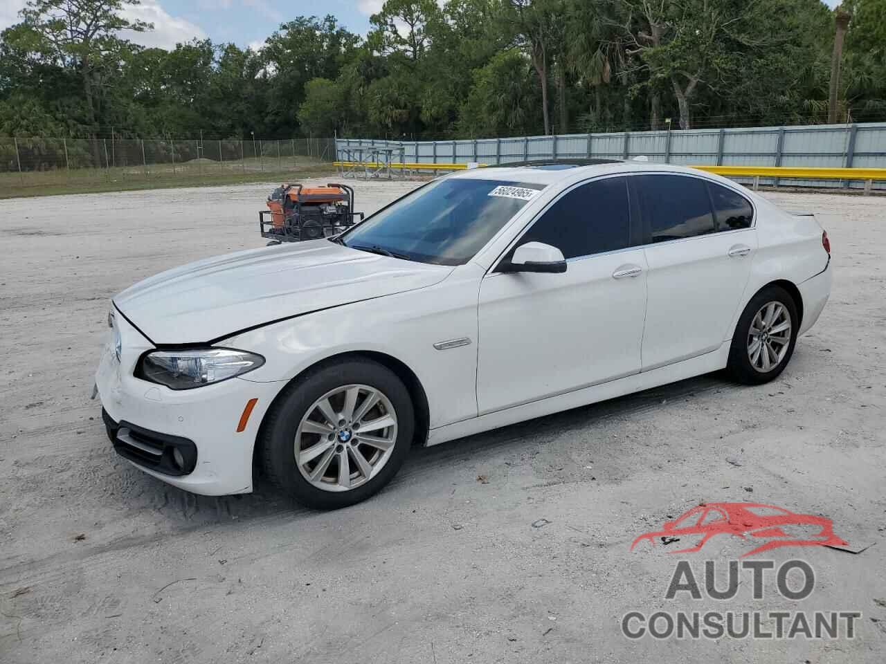 BMW 5 SERIES 2015 - WBA5A5C53FD518240