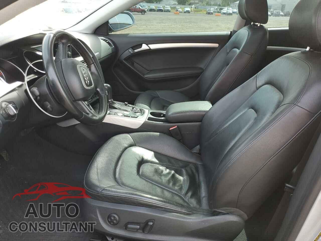 AUDI A5 2012 - WAULFAFR3CA001095