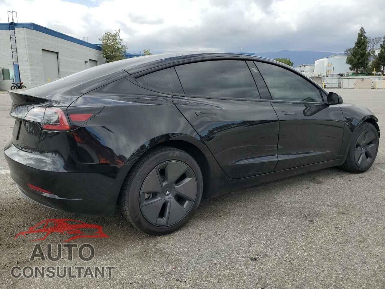 TESLA MODEL 3 2023 - 5YJ3E1EA0PF706189