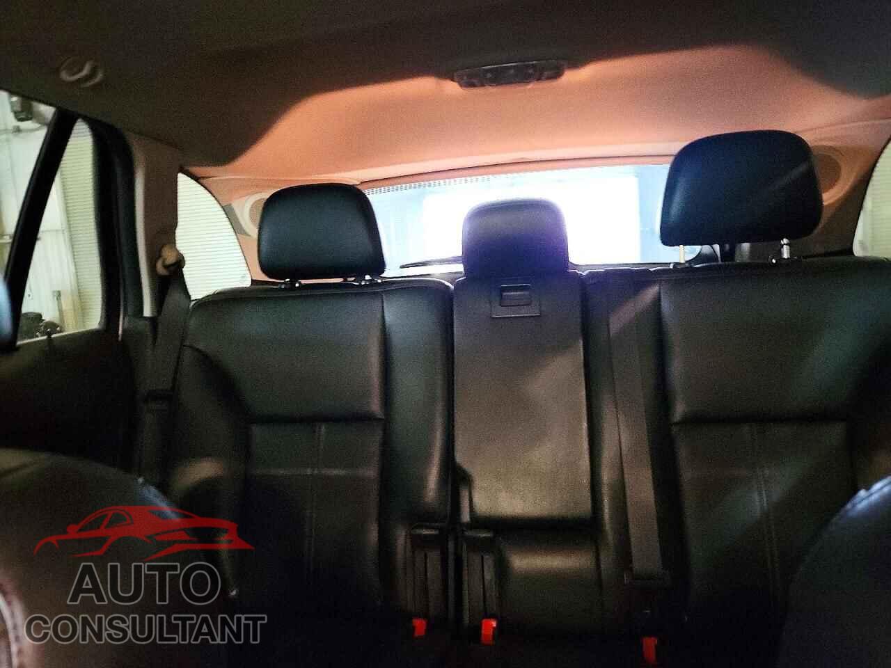 FORD EDGE 2011 - 2FMDK4KC0BBA17601
