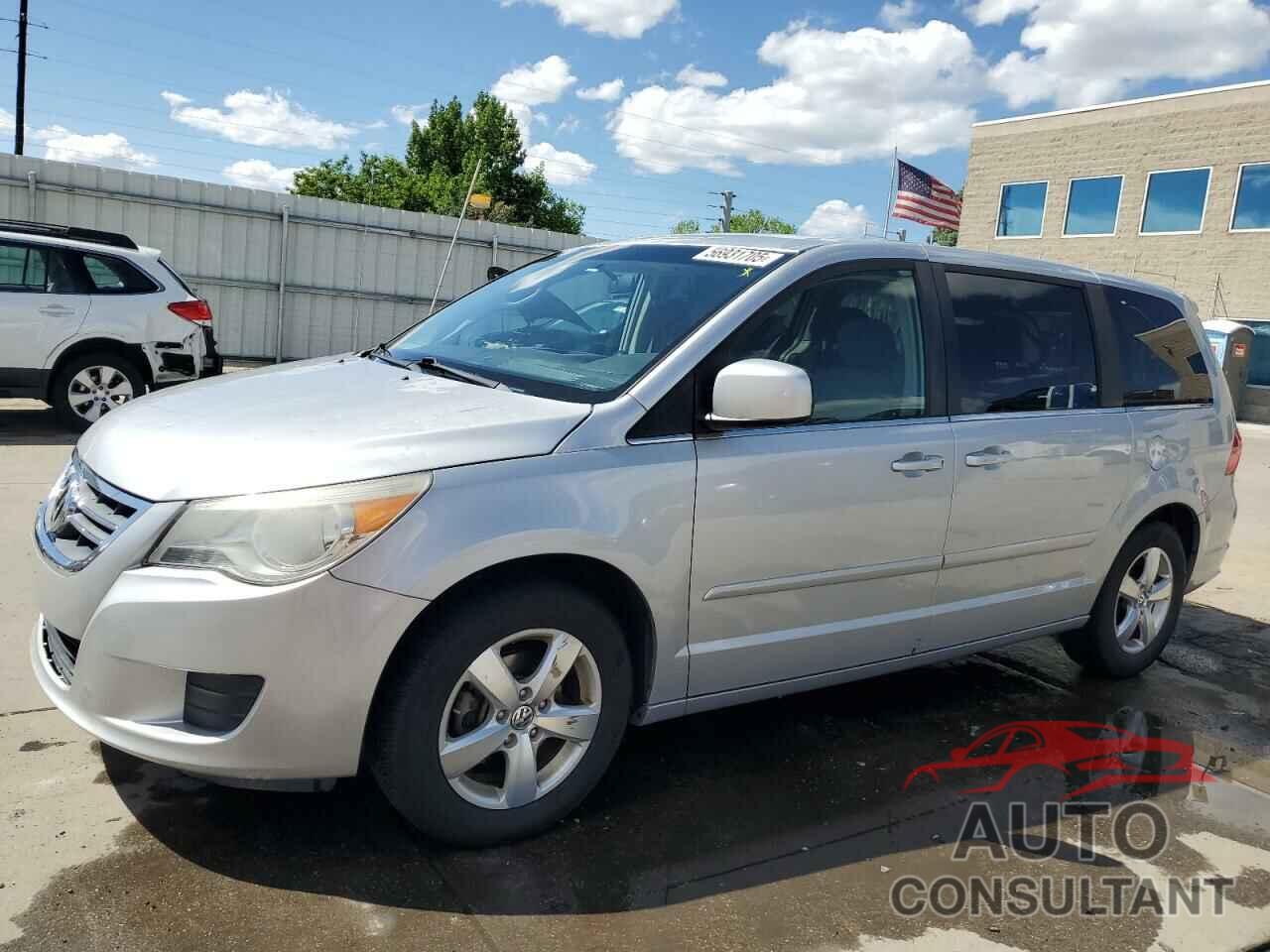 VOLKSWAGEN ROUTAN 2009 - 2V8HW34189R501635