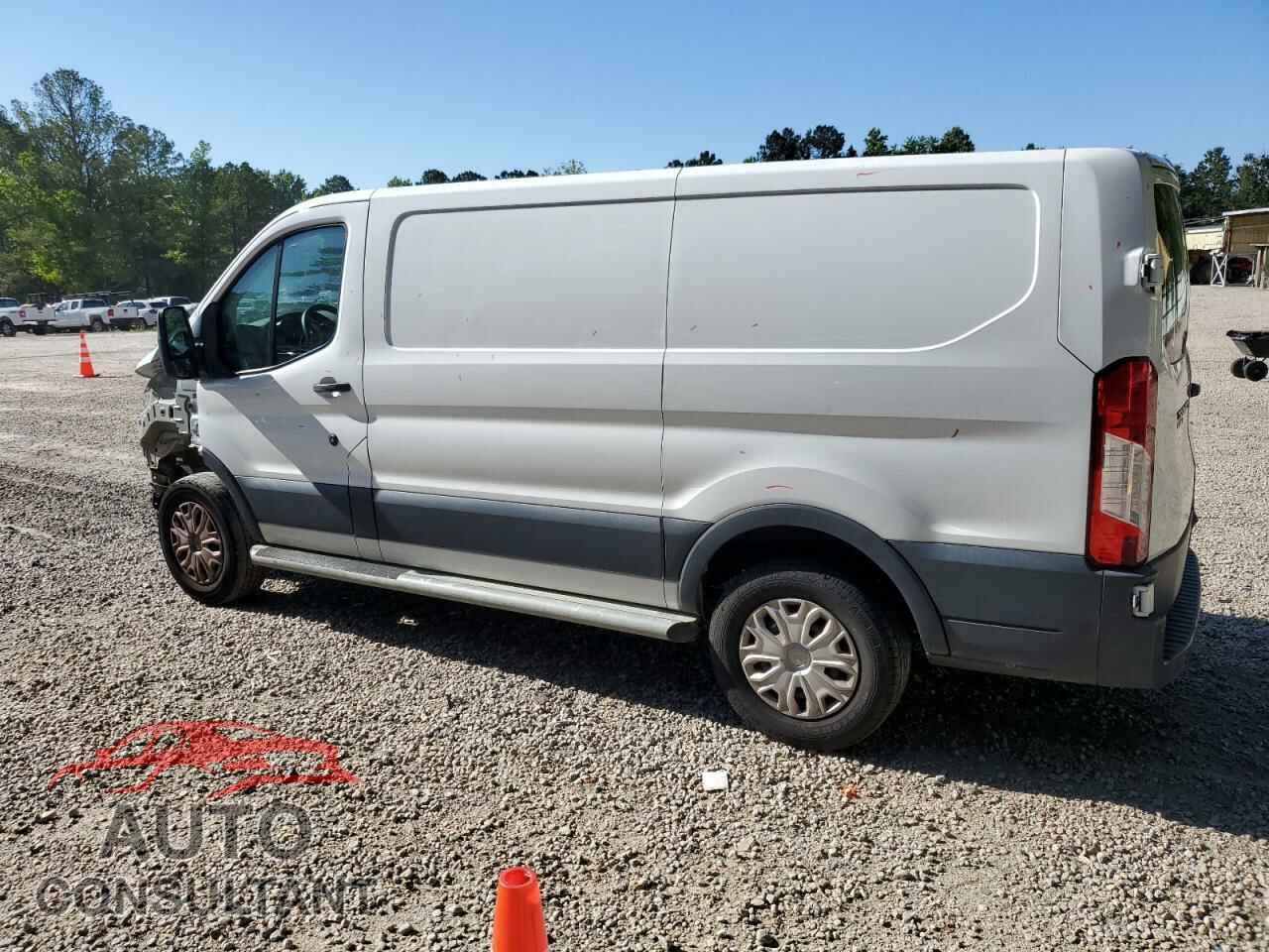 FORD TRANSIT 2018 - 1FTYR1YM8JKB32659
