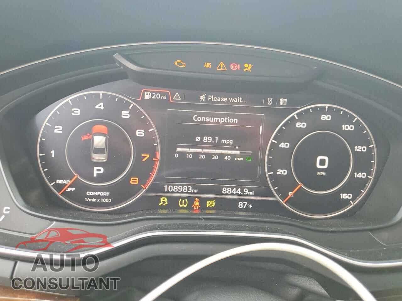 AUDI A4 2018 - WAUDNAF42JA215035