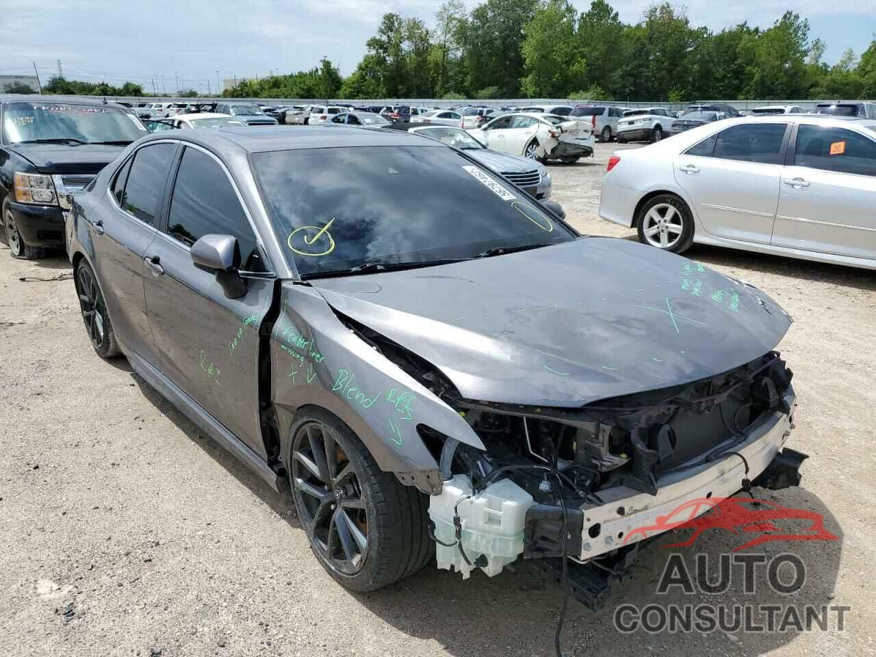TOYOTA CAMRY 2020 - 4T1G11AK3LU897101