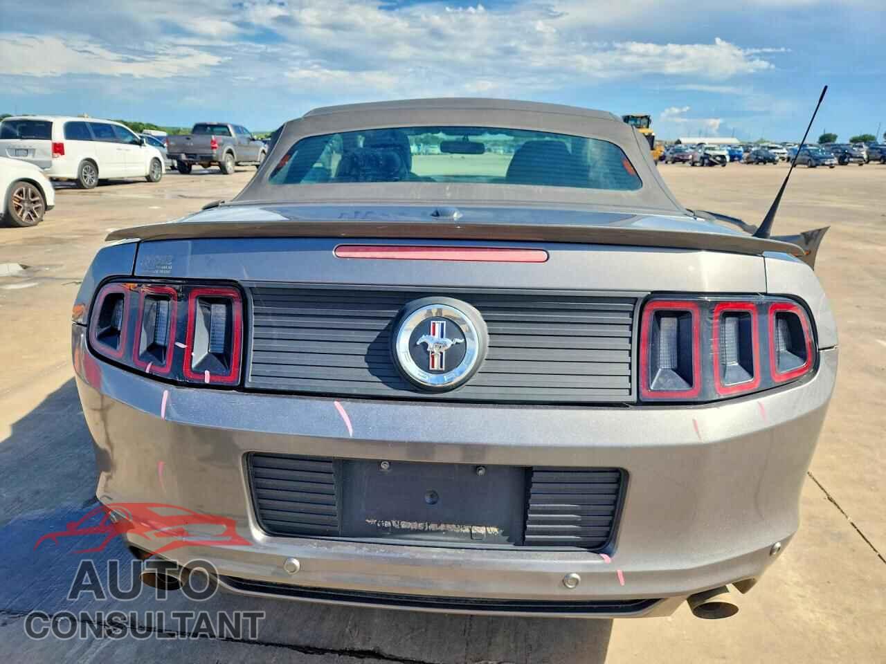 FORD MUSTANG 2013 - 1ZVBP8EM0D5275159
