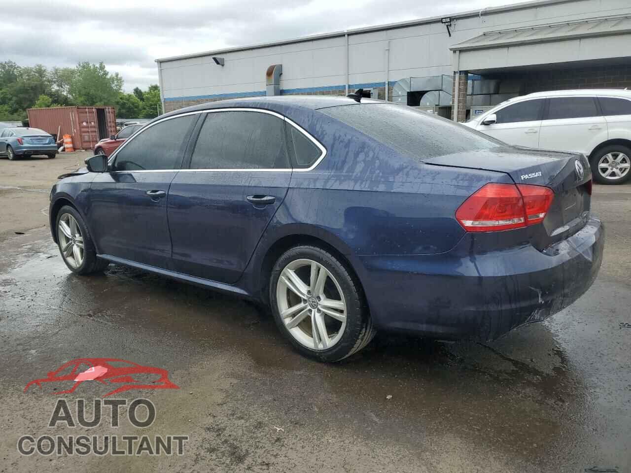 VOLKSWAGEN PASSAT 2014 - 1VWBT7A38EC043473