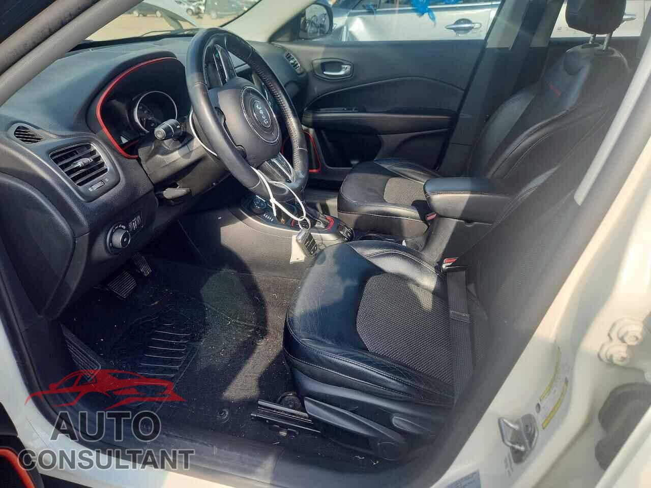 JEEP COMPASS 2017 - 3C4NJDDB1HT674632