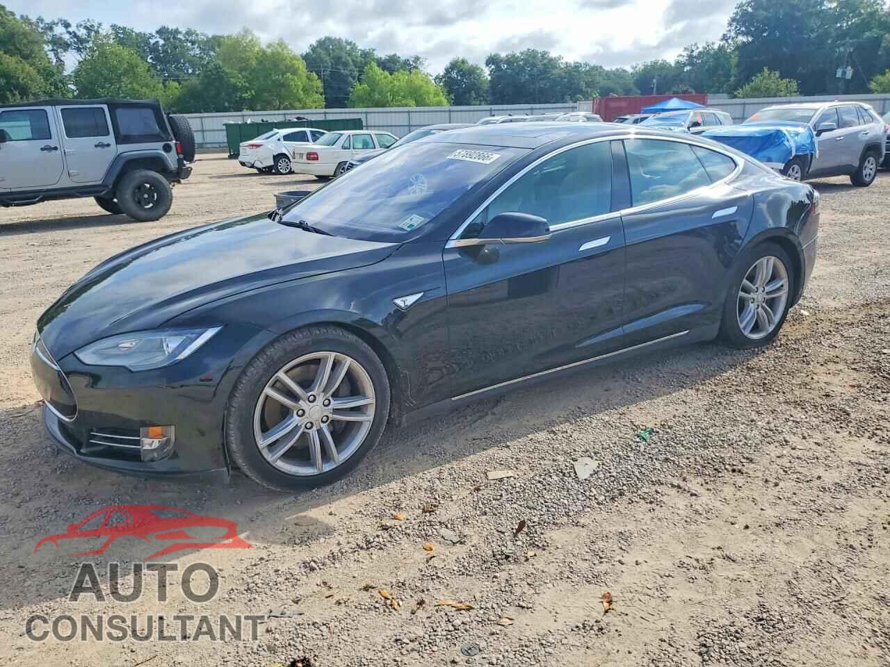 TESLA MODEL S 2015 - 5YJSA1E2XFF112806