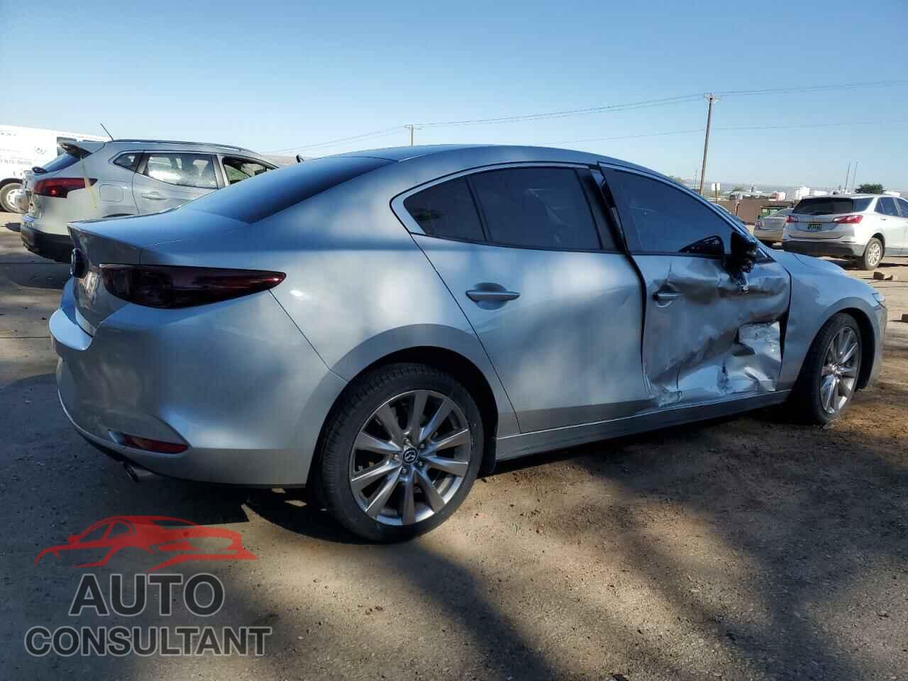 MAZDA 3 2019 - JM1BPBAM0K1116961