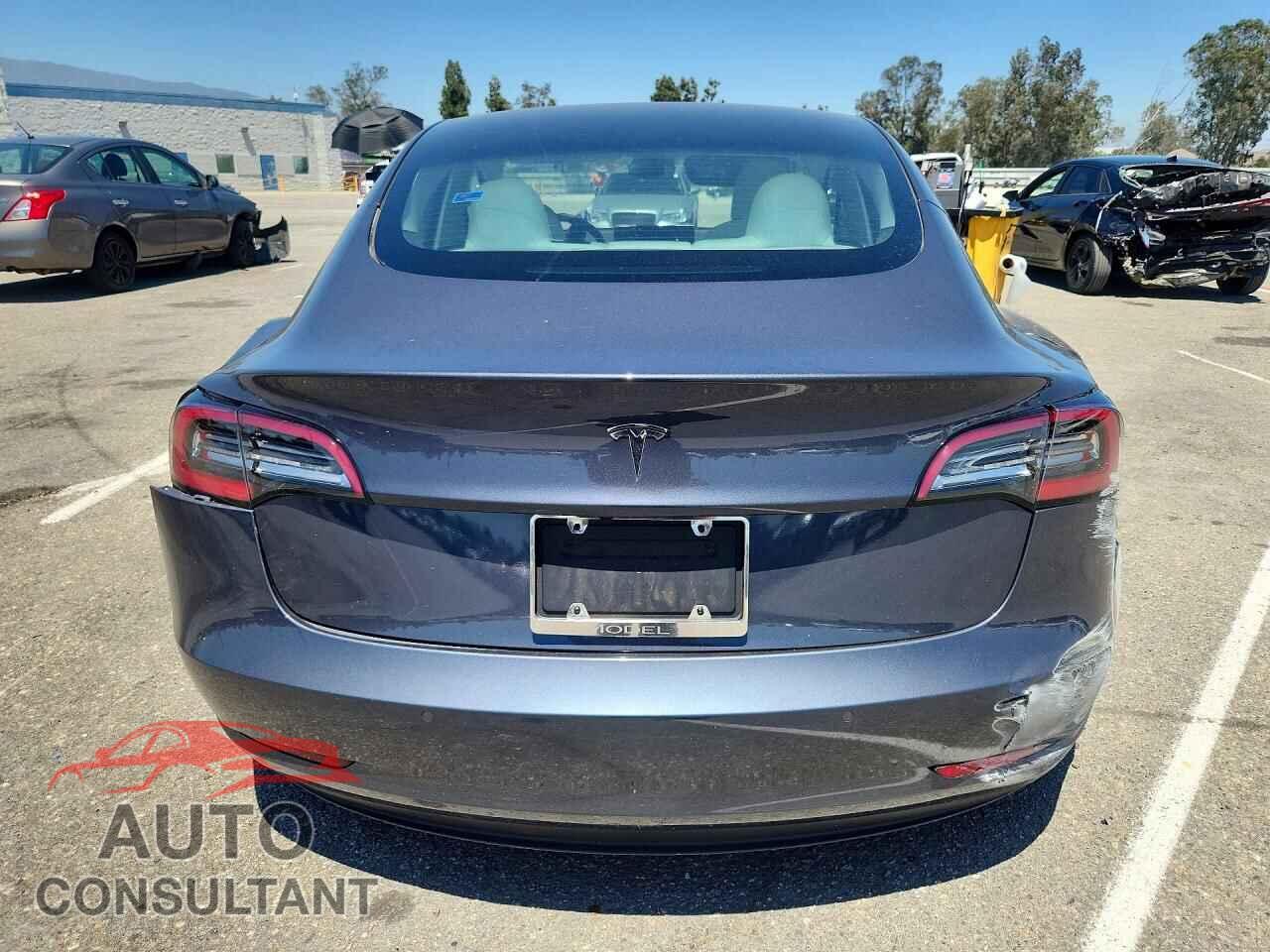 TESLA MODEL 3 2022 - 5YJ3E1EA9NF322859
