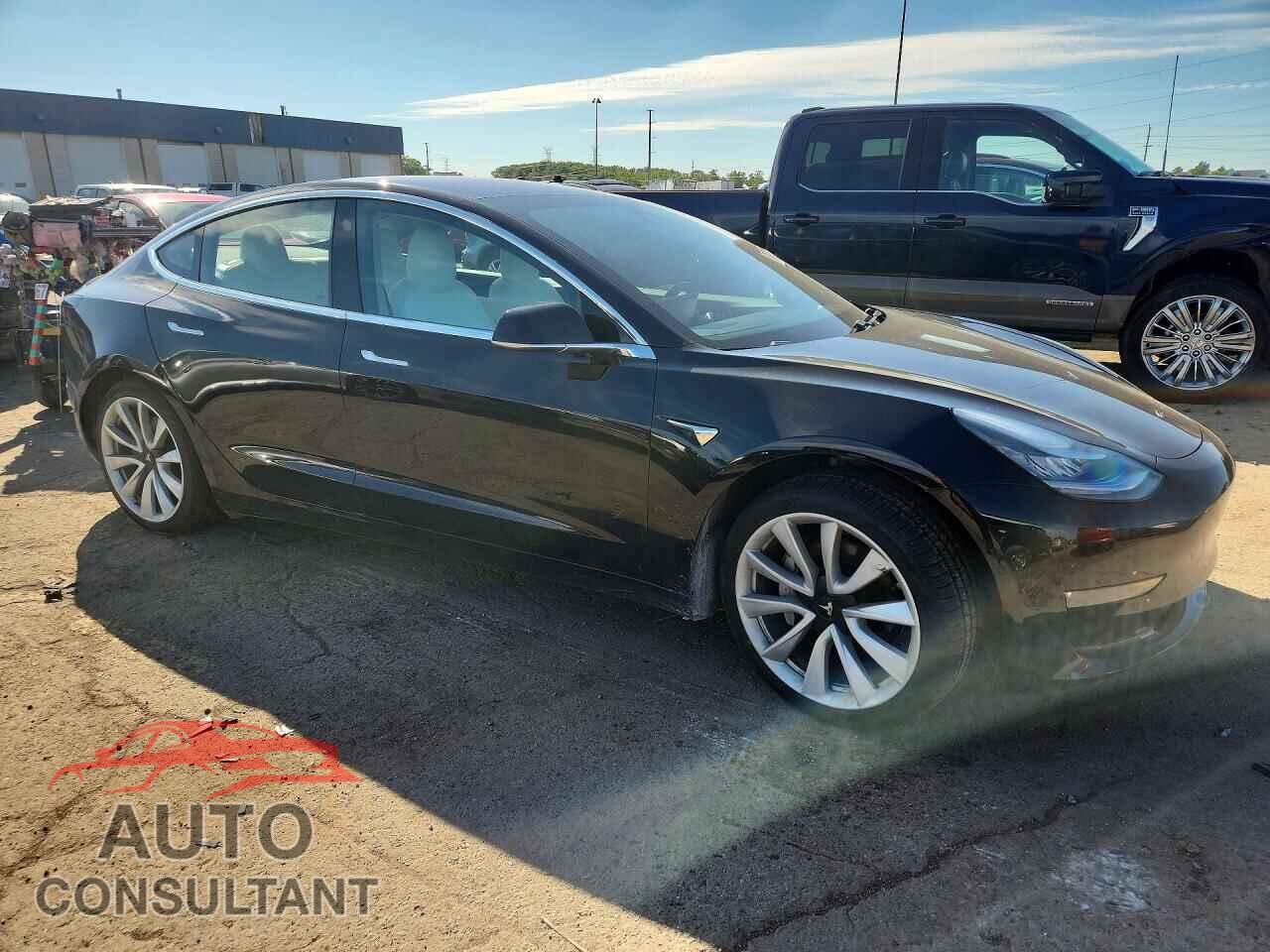 TESLA MODEL 3 2018 - 5YJ3E1EB0JF135058