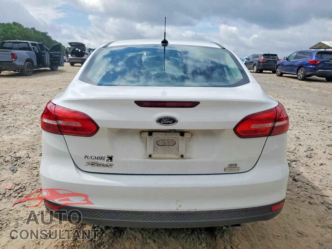 FORD FOCUS 2017 - 1FADP3FE3HL269451