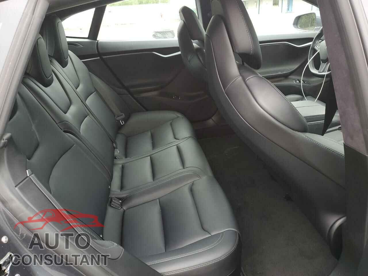 TESLA MODEL S 2019 - 5YJSA1E23KF312145
