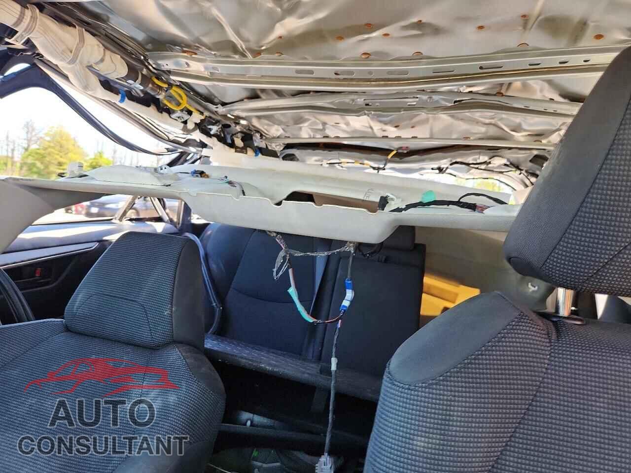 TOYOTA RAV4 2024 - 2T3F1RFV7RC458045