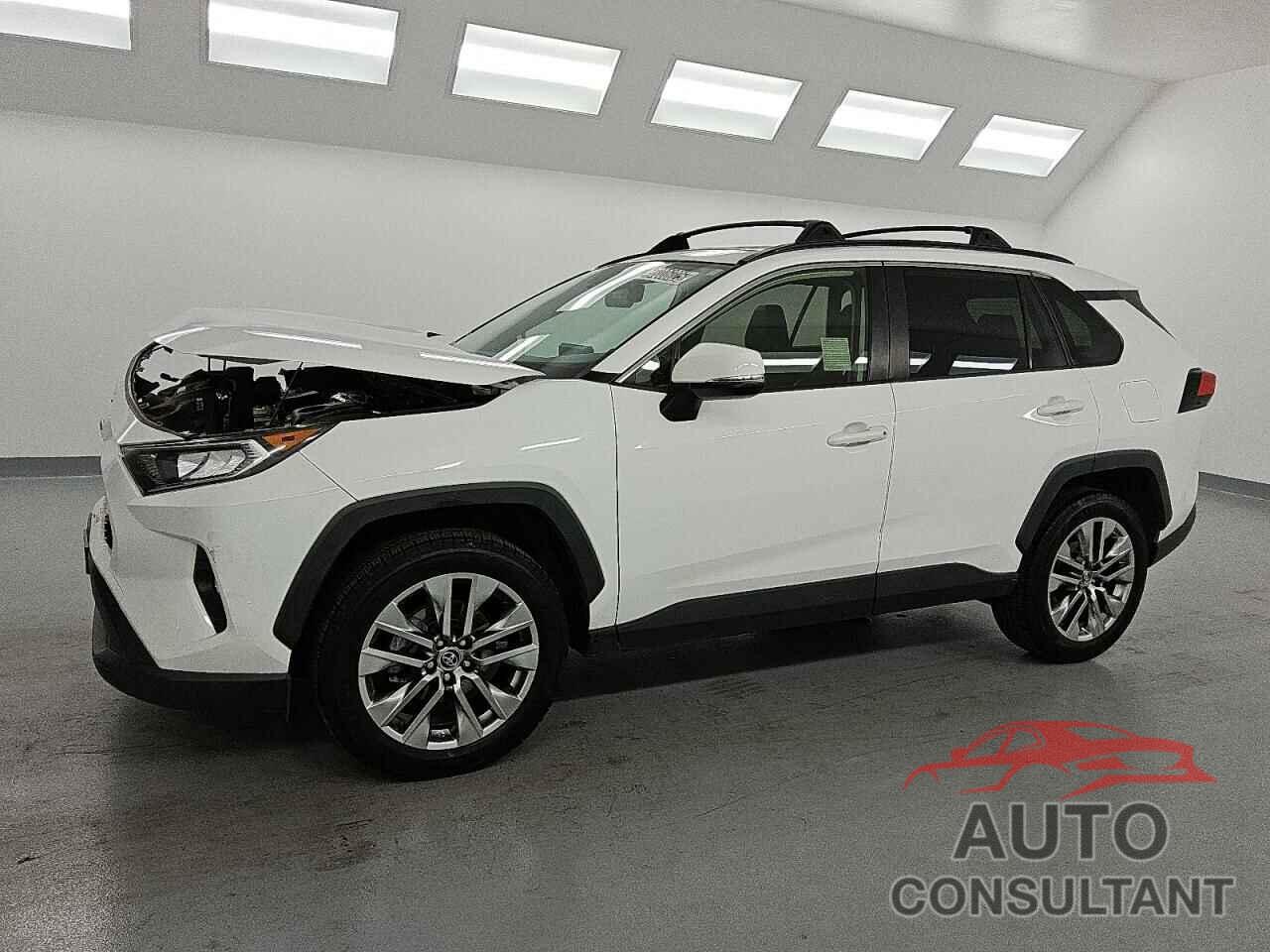 TOYOTA RAV4 2019 - JTMC1RFV9KJ013490