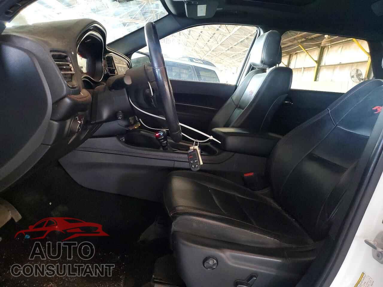 DODGE DURANGO 2023 - 1C4SDHCT8PC557491