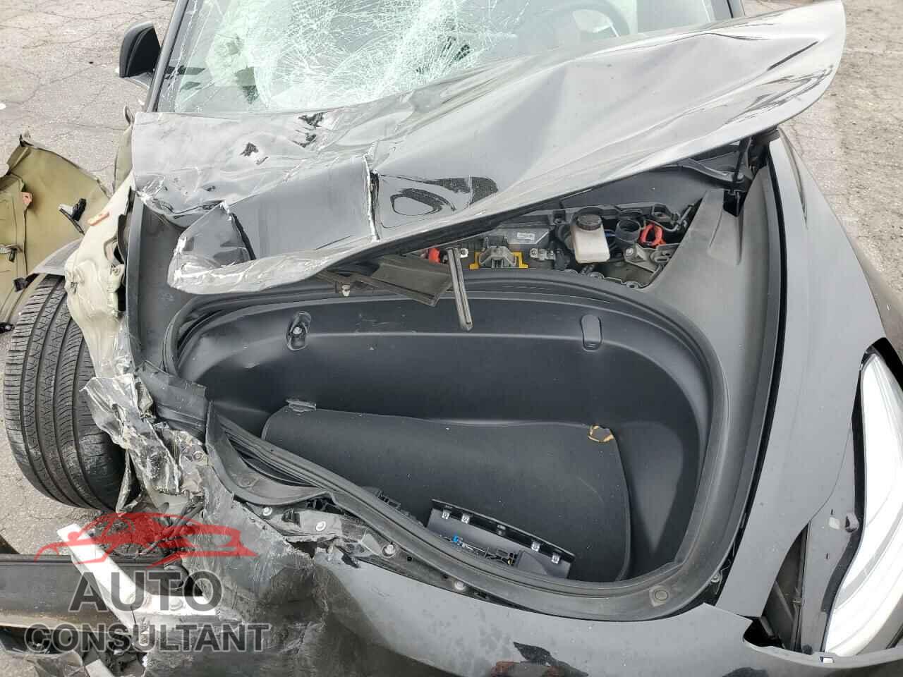 TESLA MODEL 3 2018 - 5YJ3E1EA4JF166076
