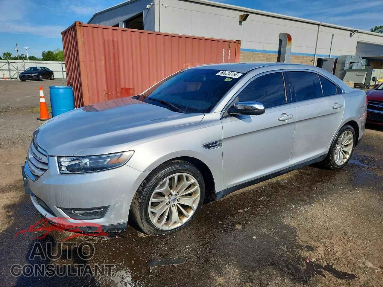 FORD TAURUS 2017 - 1FAHP2F85HG111885
