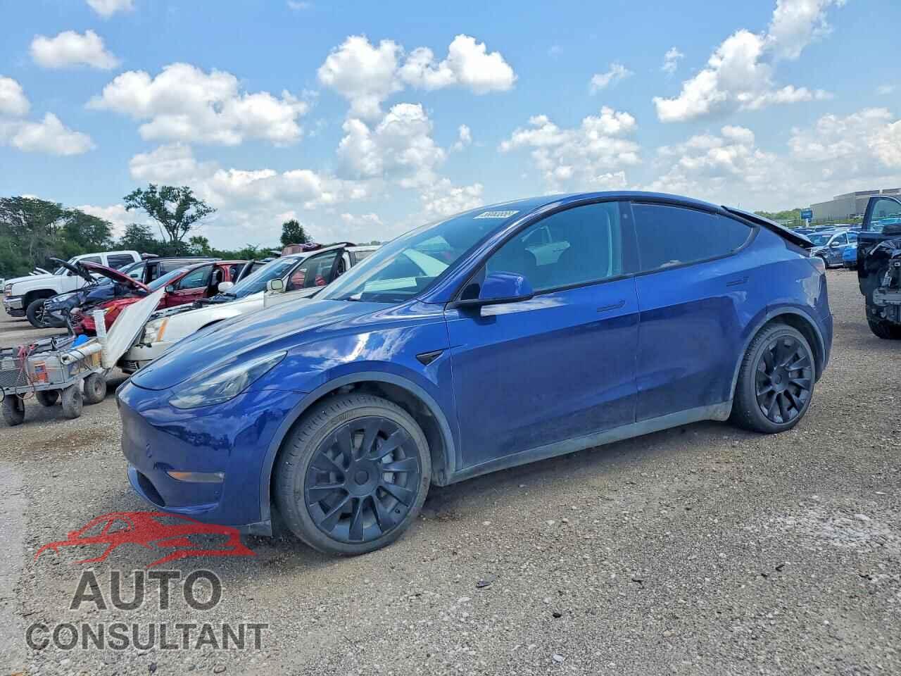 TESLA MODEL Y 2023 - 7SAYGAEE2PF714347